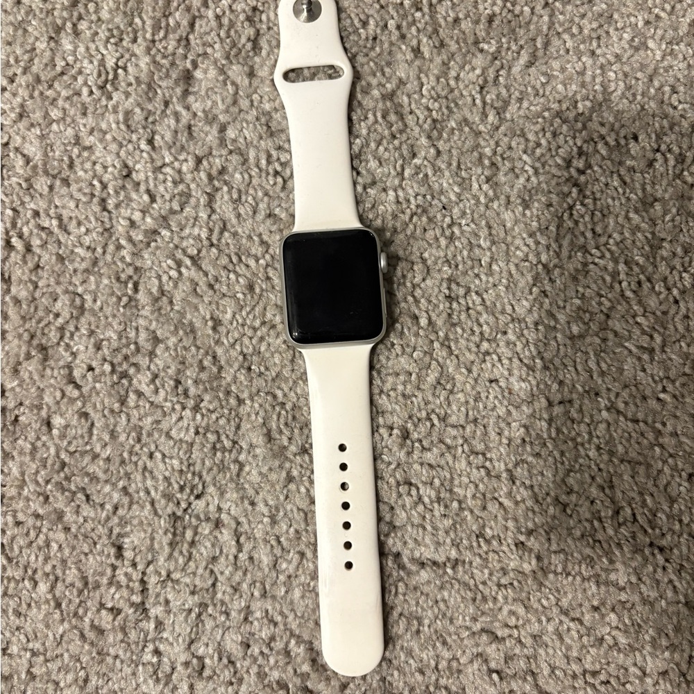 Apple Smartwatch with White Band- Series 3